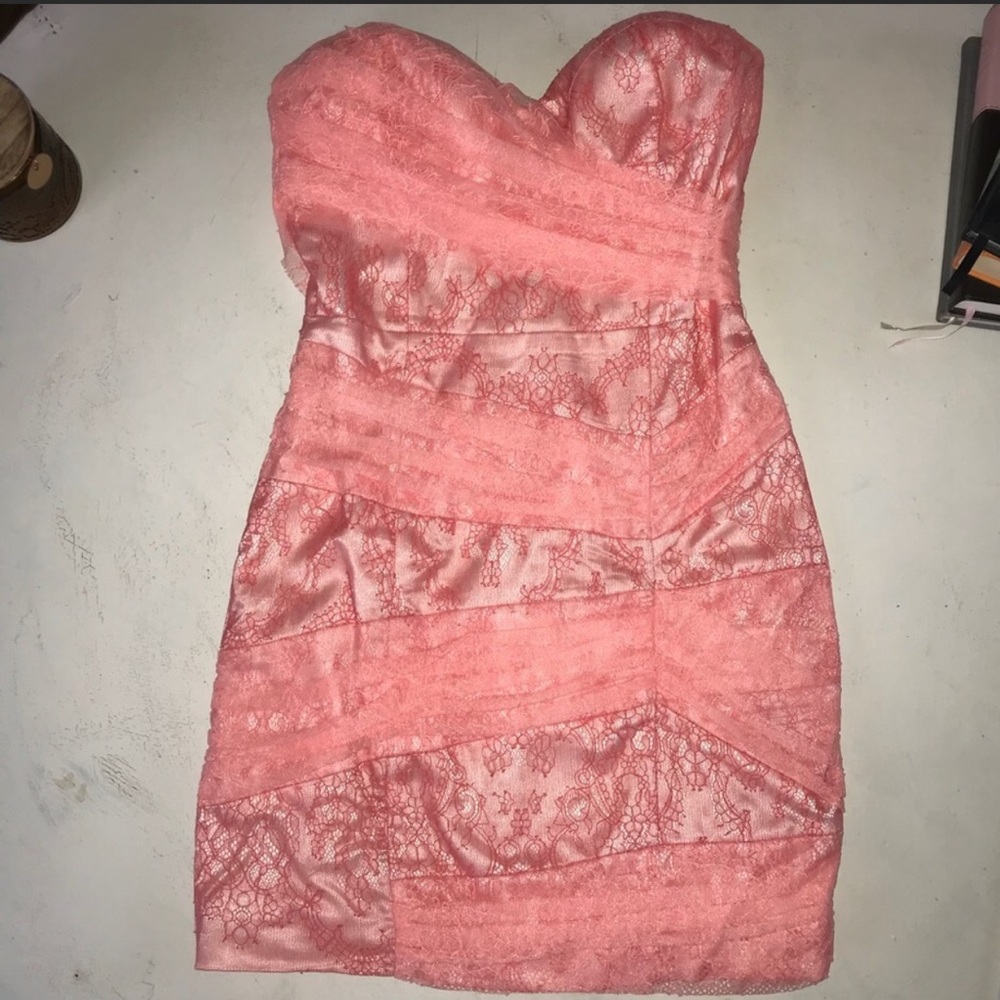 Bebe dress